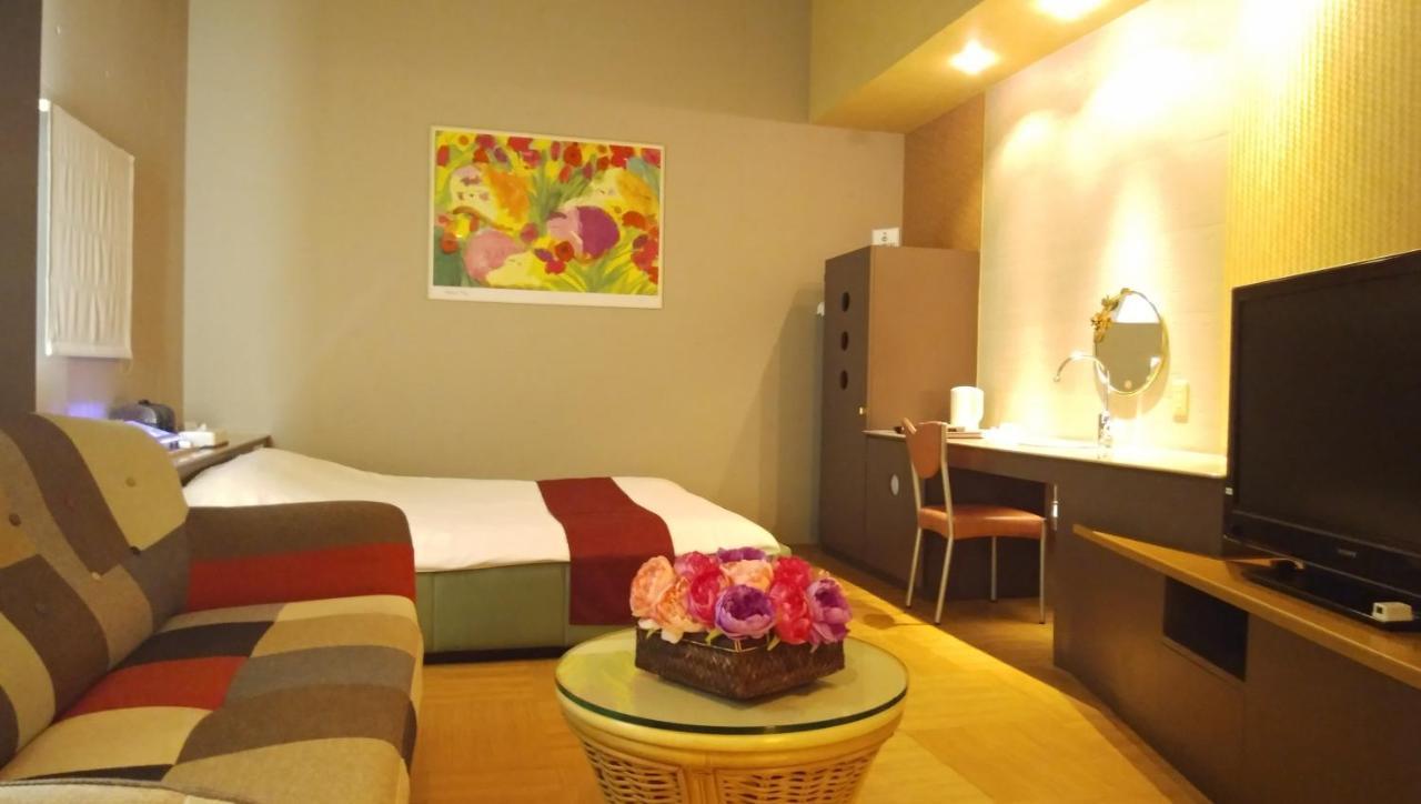 La.Festa (Adults Only) Hotel Takamatsu Luaran gambar